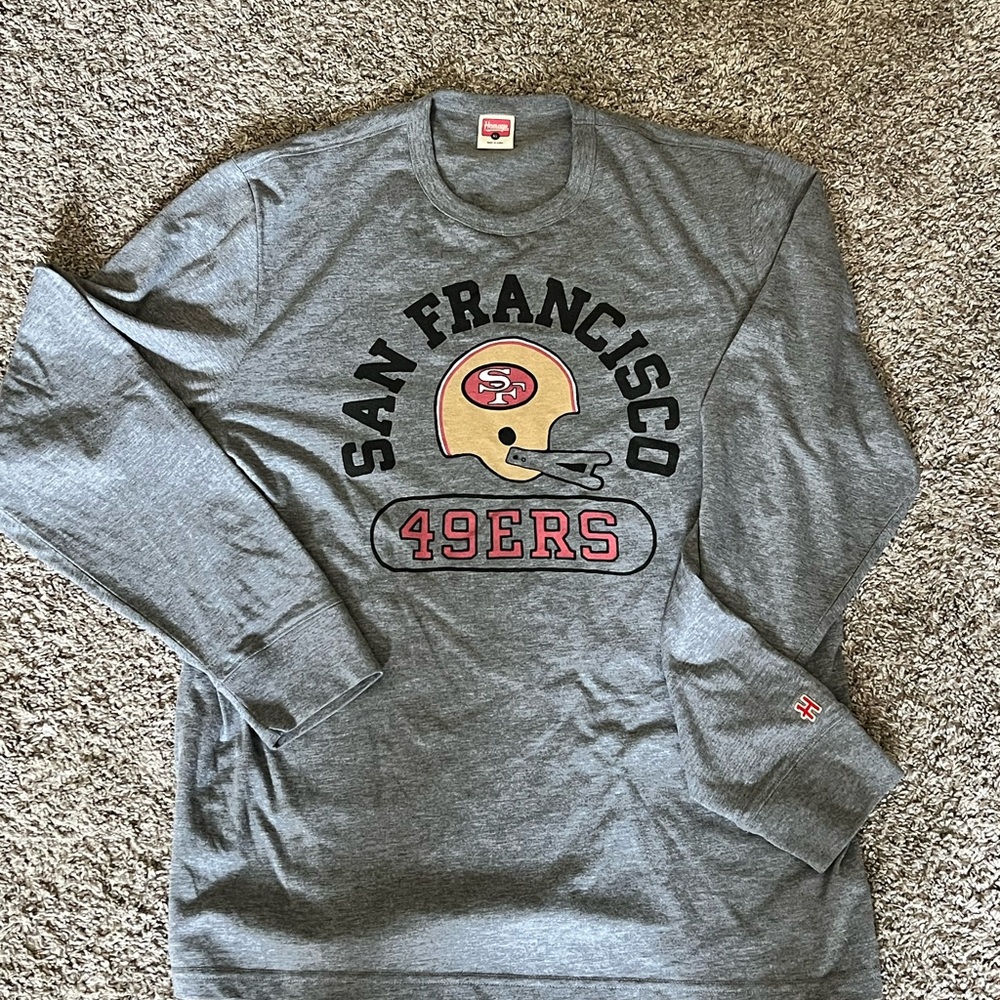 San Francisco 49ers Throwback Helmet Long Sleeve Tee
